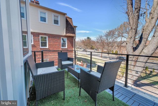 3811 SUITLAND RD SE, Washington, DC 20020