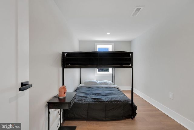 3811 SUITLAND RD SE, Washington, DC 20020