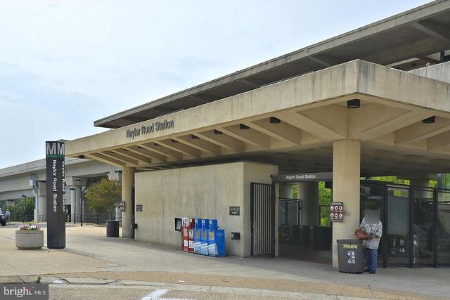 3811 SUITLAND RD SE, Washington, DC 20020