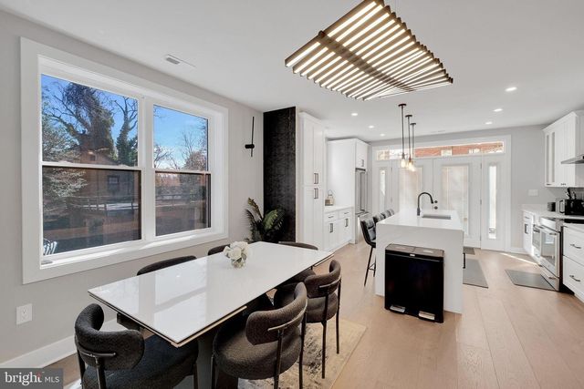 3811 SUITLAND RD SE, Washington, DC 20020