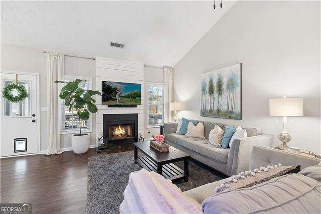 5810 Millrace Court, Sugar Hill, GA 30518