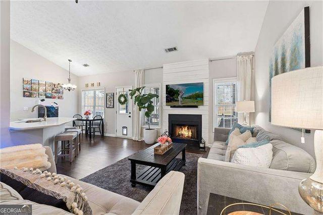 5810 Millrace Court, Sugar Hill, GA 30518