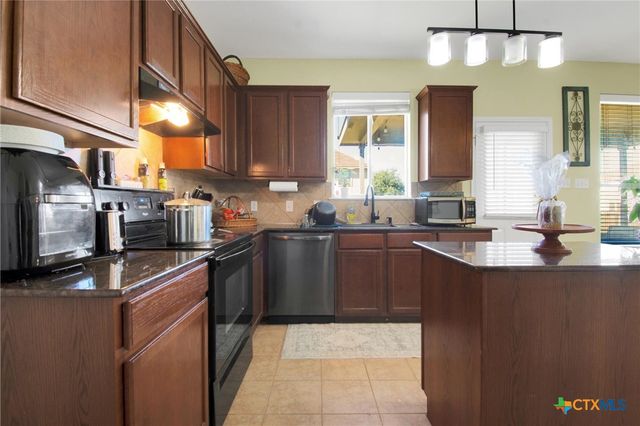 2600 White Moon Drive, Harker Heights, TX 76548