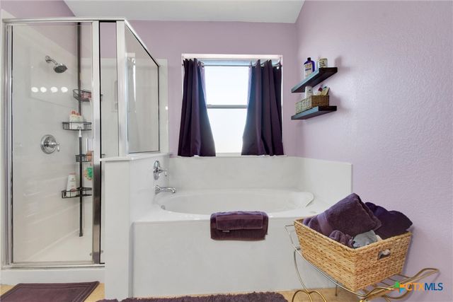 2600 White Moon Drive, Harker Heights, TX 76548