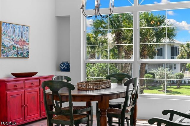 480 Las Tiendas LN, Sanibel, FL 33957