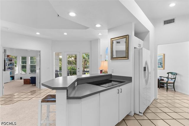 480 Las Tiendas LN, Sanibel, FL 33957