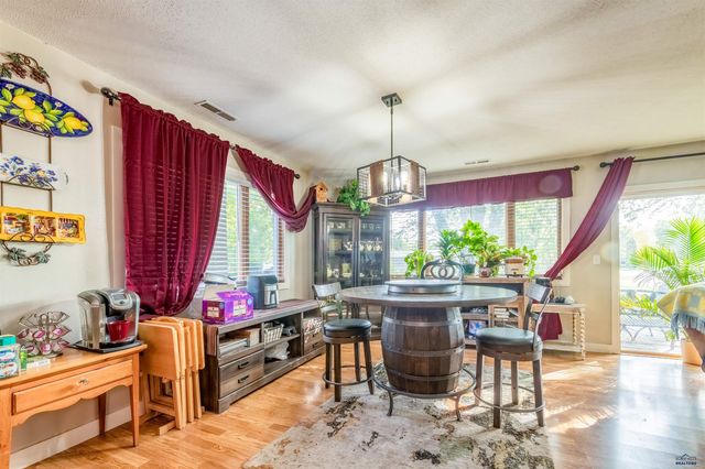 2309 S VALLEY DR, Rapid City, SD 57703