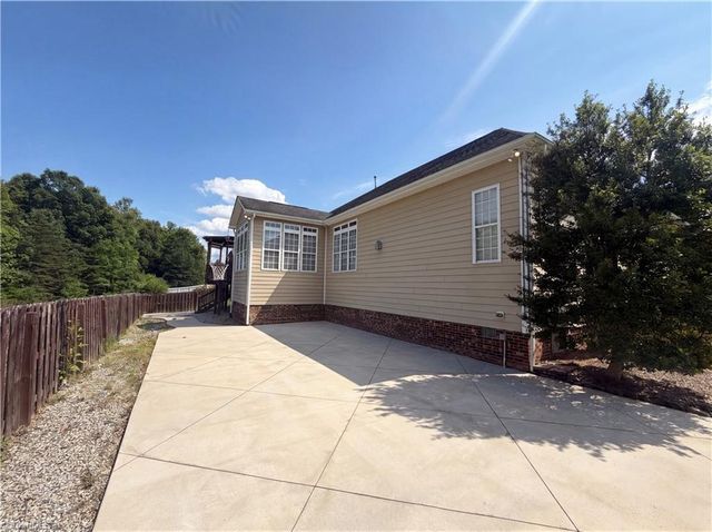8434 Pheasant Ridge Drive, Colfax, NC 27235