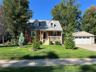4790 Glenwood Avenue, Willoughby, OH 44094