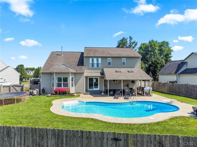 8778 Alizarin Avenue, Cicero, NY 13039