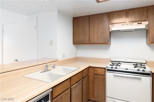 3740 Desert Marina Drive 2, Laughlin, NV 89029