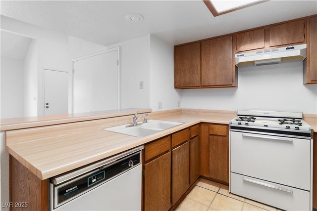 3740 Desert Marina Drive 2, Laughlin, NV 89029