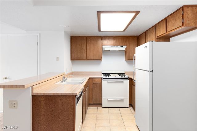 3740 Desert Marina Drive 2, Laughlin, NV 89029