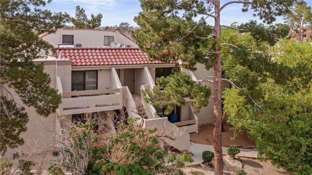 3740 Desert Marina Drive 2, Laughlin, NV 89029