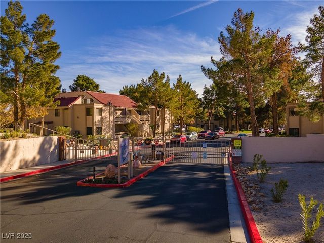 3740 Desert Marina Drive 2, Laughlin, NV 89029