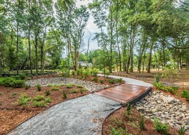 651 Mccants Drive, Mount Pleasant, SC 29464