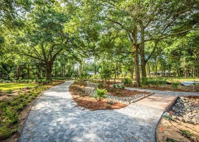 651 Mccants Drive, Mount Pleasant, SC 29464