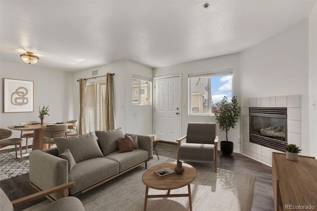 1601 Great Western Drive I6, Longmont, CO 80501