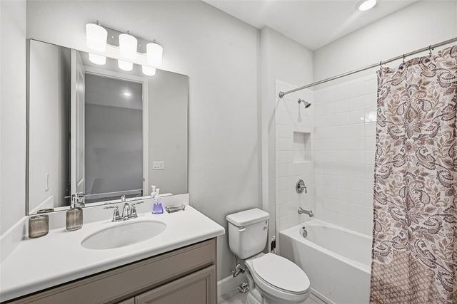 2931 AGOSTINO TERRACE, Kissimmee, FL 34746