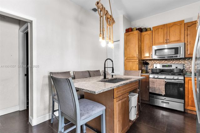 16020 SW 208th Ave, Miami, FL 33187