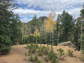 316 Summit Ridge Road, Manitou Springs, CO 80829