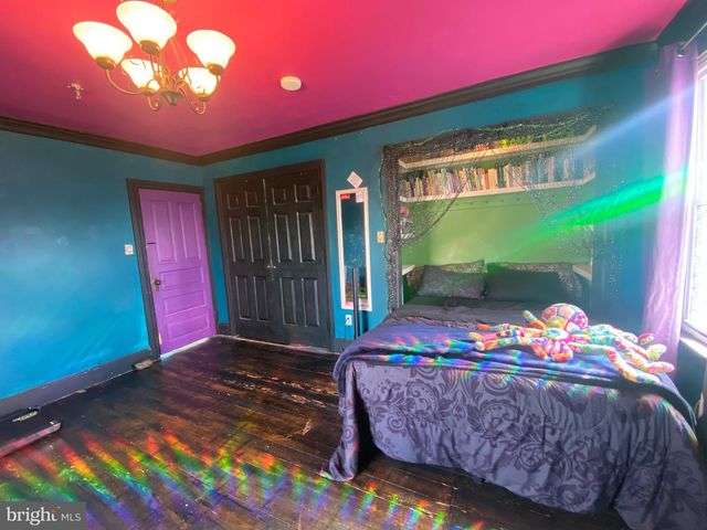 537 W MARKET ST, Marietta, PA 17547