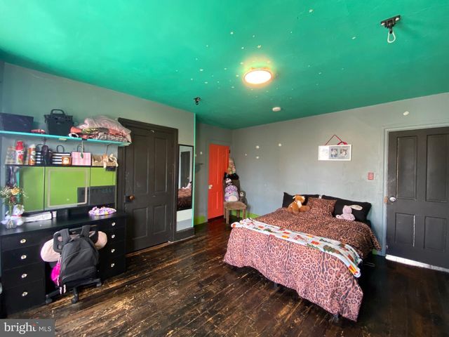 537 W MARKET ST, Marietta, PA 17547