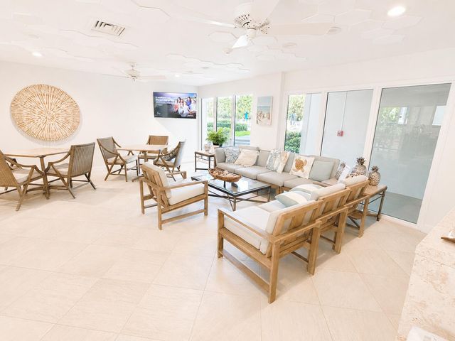 1069 HILLSBORO MILE 603, Hillsboro Beach, FL 33062