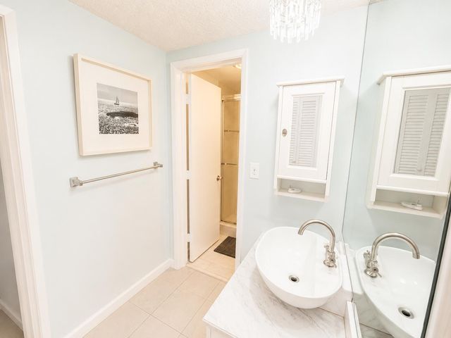 1069 HILLSBORO MILE 603, Hillsboro Beach, FL 33062