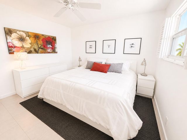 1069 HILLSBORO MILE 603, Hillsboro Beach, FL 33062