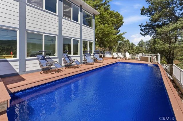 9065 Elizabeth Lake Rd, Leona Valley, CA 93551