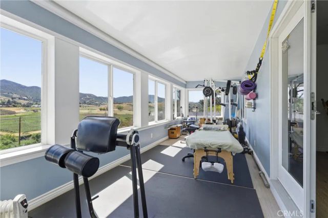 9065 Elizabeth Lake Rd, Leona Valley, CA 93551