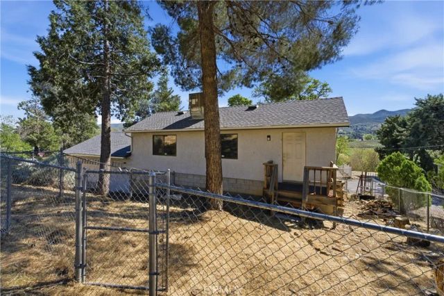9065 Elizabeth Lake Rd, Leona Valley, CA 93551