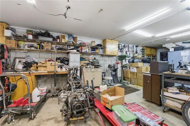 9065 Elizabeth Lake Rd, Leona Valley, CA 93551