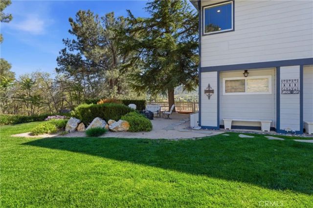 9065 Elizabeth Lake Rd, Leona Valley, CA 93551