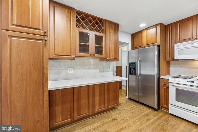 4712 SPRINGBROOK DR, Annandale, VA 22003