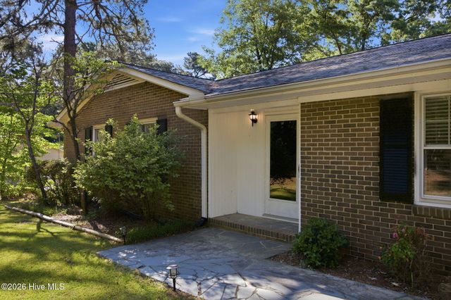 1171 N Fort Bragg Road, Southern Pines, NC 28387