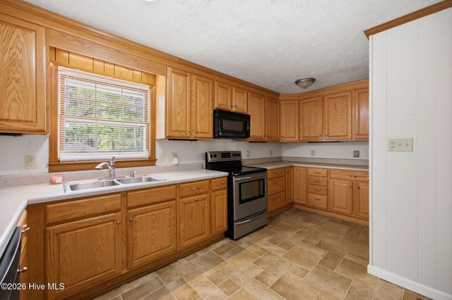 1171 N Fort Bragg Road, Southern Pines, NC 28387