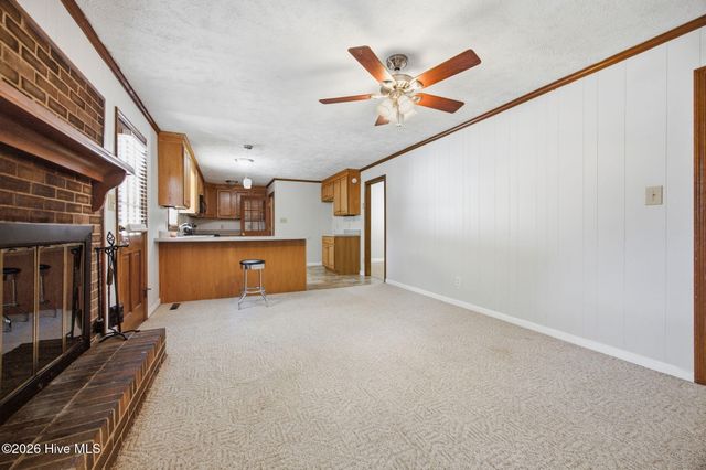 1171 N Fort Bragg Road, Southern Pines, NC 28387