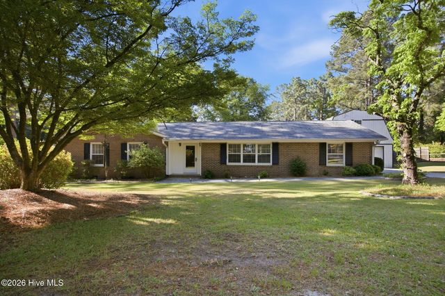 1171 N Fort Bragg Road, Southern Pines, NC 28387