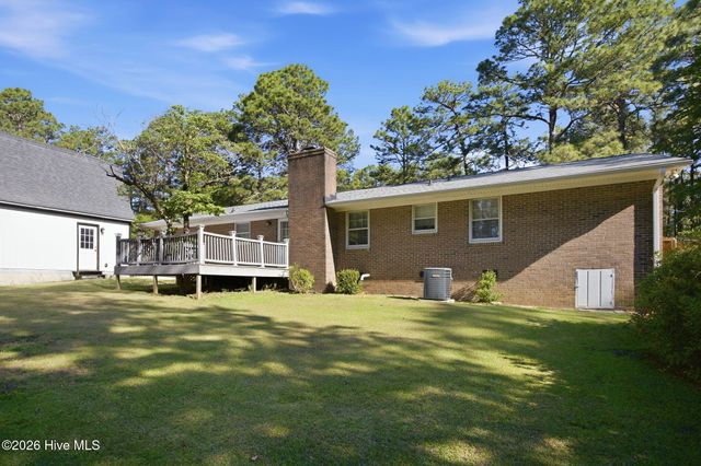1171 N Fort Bragg Road, Southern Pines, NC 28387