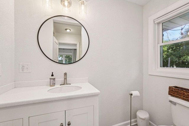 3580 Hollywood LANE, Brookfield, WI 53045