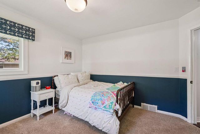 3580 Hollywood LANE, Brookfield, WI 53045