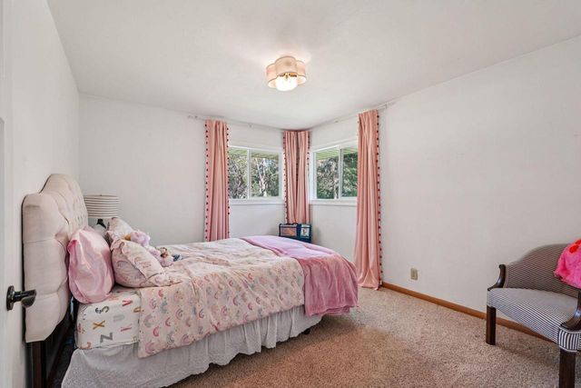 3580 Hollywood LANE, Brookfield, WI 53045