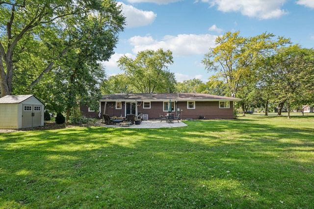 3580 Hollywood LANE, Brookfield, WI 53045
