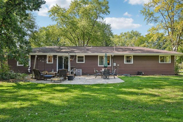 3580 Hollywood LANE, Brookfield, WI 53045