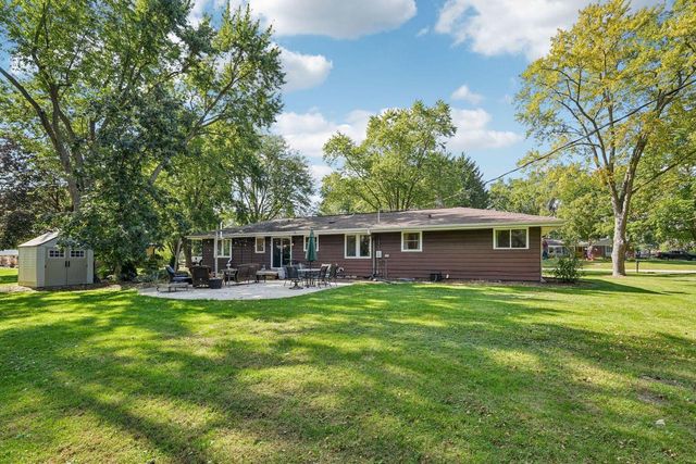 3580 Hollywood LANE, Brookfield, WI 53045