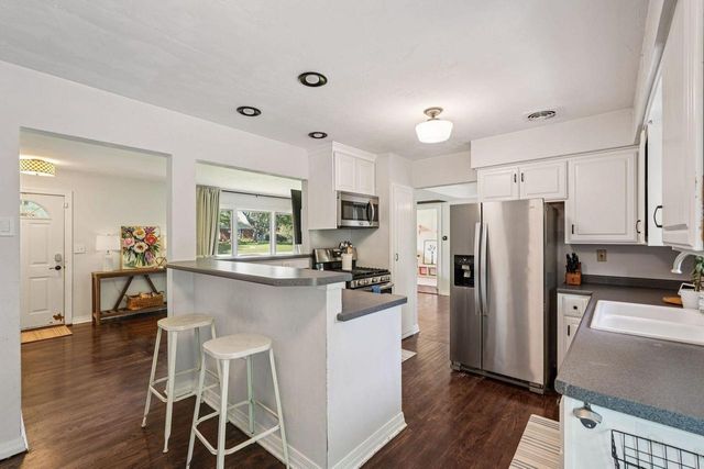 3580 Hollywood LANE, Brookfield, WI 53045