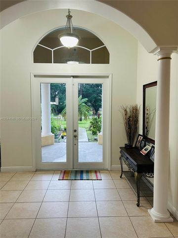 13754 N 48th Court N, West Palm Beach, FL 33411