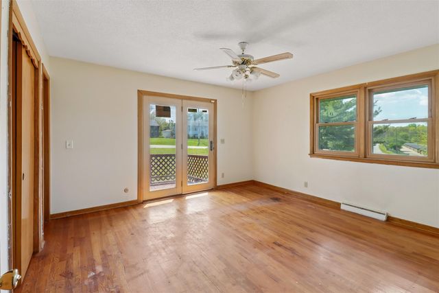 4707 NW Piekenbrock Drive, Des Moines, IA 50310